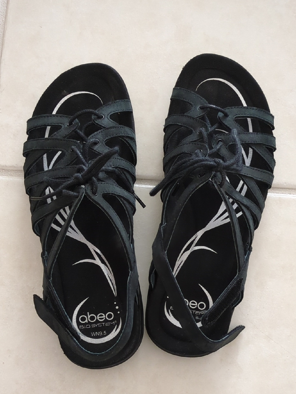 Abeo Brigita Women's Black Strappy Lace-Up Sandal Comfy Outdoor Hiking Sz 9.5US